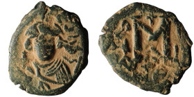 Constans II (AD 641-668)
AE Follis (24mm, 4,18g)

Artificial sandpatina