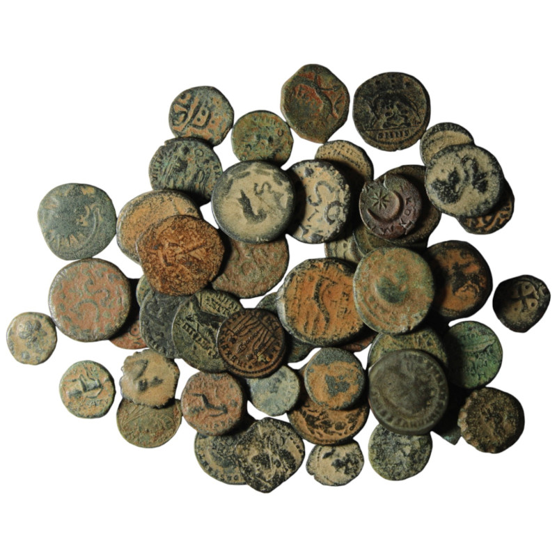 50 pieces mixed coins / SOLD AS SEEN, NO RETURN!

Artificial sandpatina