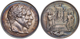 Medaglia 1853 Inaugurazione della Tomba di Napoleone I agli invalidi AG (g 267,00 - Ø 77 mm). Opus: E. A. Oudiné. J. P. Divo n. 159 (Planche n. 8); Br...
