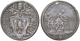 Innocenzo XIII (1721-1724) Mezza piastra An. II - Munt. 4a AG (g 15,79) RR Appiccagnolo rimosso.