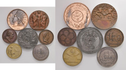 Lotto di 7 medaglie estere del XIX e XX secolo in vari metalli, le 2 Argentina in argento - Vari personaggi e avvenimenti (Ø da 40 a 75 mm)