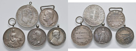 Lotto di 5 medaglie portative con appiccagnolo in argento del XIX secolo - Medaglie benemerenti o premio e un 5 lire di Vittorio Emanuele II (Ø da 32 ...