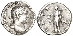 (125 d.C.). Adriano. Denario. (Spink 3503) (S. 907a) (RIC. 128 var). 3,29 g. MBC-.