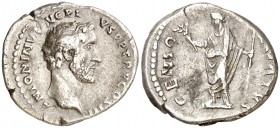 (142 d.C.). Antonino pío. Denario. (Spink 4084 var) (S. 398) (RIC. 69). 3,26 g. MBC.