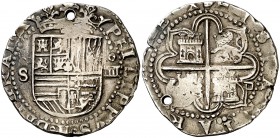 s/d. Felipe II. Sevilla. . 4 reales. (Cal. 391). 13,49 g. Flor de lis entre escudo y corona. Perforada. MBC-.