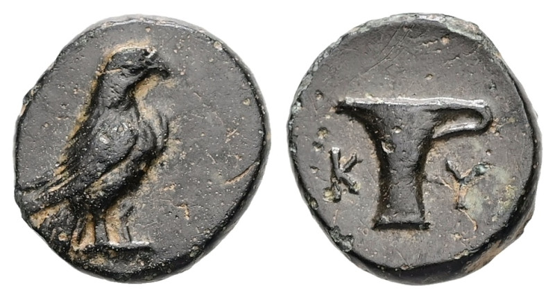 Aeolis, Kyme. Ae, 1.40 g 11.27 mm. Circa 320-250 BC.
Obv: Eagle standing right w...