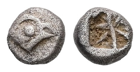 Ionia, Phokaia. AR Tetartemorion, 0.18 g 4.68 mm. 525-500 BC.
Obv: Head of seal ...