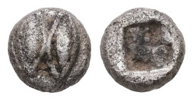 Lesbos, Uncertain mint. 1/36 Billon Stater, 0.28 g 5.87 mm. Circa 500-450 BC.
Obv: Two human eyes (or barley grains).
Rev: Rough incuse square.
Ref: H...