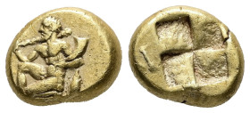 Mysia, Kyzikos. EL Hekte, 2.67 g 11.61 mm. 450-400 BC. 
Obv: Herakles, naked, kneeling to left, holding a club over his right shoulder and holding a h...