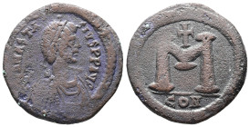 Anastasius I, AD 491-518. AE, Follis. 9.21 g. 25.42 mm. Constantinople.
Rev: DNANASTA-SIVSPPAVC. Bust of Anastasius I facing right with diadem, cuiras...