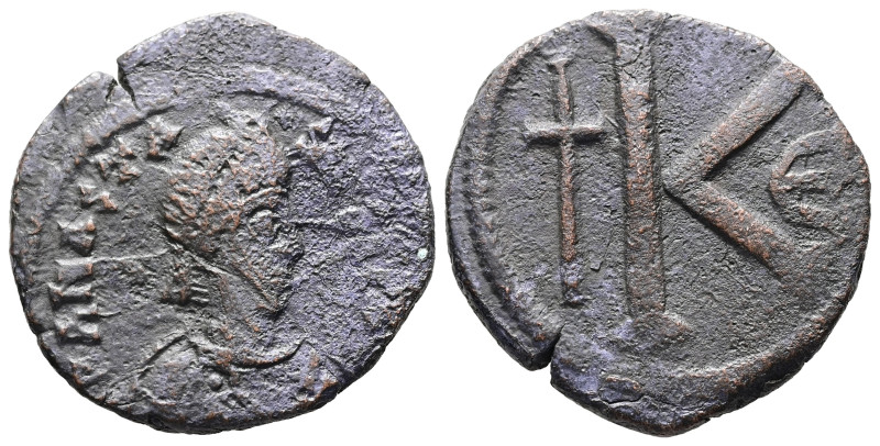 Anastasius I, AD 491-518. AE, Half Follis. 8.14 g. 26.30 mm. Constantinople. 
Ob...