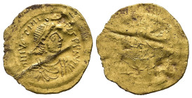 Justinian I, AD 527-565. AV, Tremissis. 1.47 g. 17.36 mm. Uncertain mint.
Obv: D N IVSTINI-[A]NVSPPAV. Pearl diademed, draped, cuirassed bust right.
R...