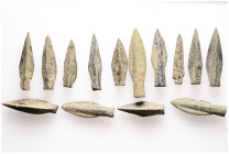 Lot of 14 unclassified See picture. LOT SOLD AS IS, NO RETURNS. (HB-3)