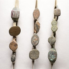 Lot of 12 unclassified See picture. LOT SOLD AS IS, NO RETURNS. (R5)