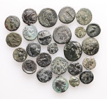 Lot of 25 unclassified See picture. LOT SOLD AS IS, NO RETURNS.(U-4)