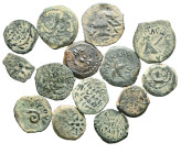 Lot of 14 unclassified See picture. LOT SOLD AS IS, NO RETURNS.(E-4)