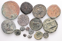 Lot of 16 unclassified See picture. LOT SOLD AS IS, NO RETURNS.(RF-1)