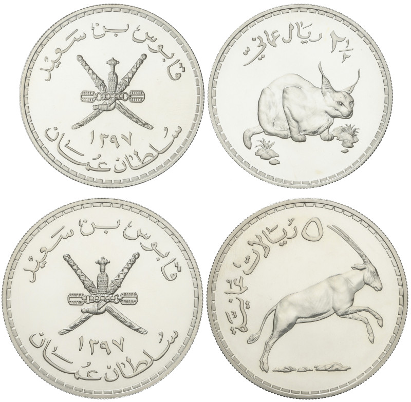 World Coins

Oman

Lote 2 monedas 2-1/2 y 5 Omani Rials. 1397 d.H. (1976). A...