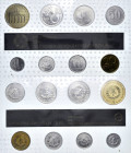 Kursmünzensätze
 1 Pfennig bis 5 Mark Brandenburger Tor 1990. Brandenburger Tor. Original in Noppenfolie eingeschweißt Stempelglanz