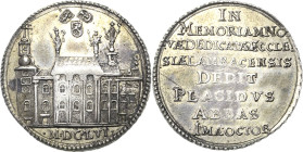 Habsburg
Ferdinand III. (1625) 1637-1657 Silbermedaille 1656. Neubau der Kirche in der Abtei Lambach. Ansicht der Kirche, darüber drei kleine Wappen ...