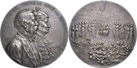Medaillen
 Silbermedaille 1900 (A. Scharff) Goldene Hochzeit von Johann Peter und Therese, Edle von Reininghaus, Brauereibesitzer zu Graz. Brustbilde...