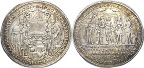 Geistlichkeiten - Salzburg
Max Gandolph Graf Kuenburg 1668-1687 Taler 1682. 1100-jähriges Stiftsjubiläum. Strahlendes Auge Gottes über 6-feldigem grä...