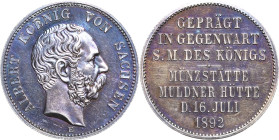 Sachsen
Albert 1873-1902 Gedenkprägung in 2 Mark-Größe 1892 E Münzbesuch Jaeger 126 Vom Erstabschlag. Kl. Kratzer, vorzüglich-Stempelglanz