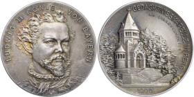 Bayern
Ludwig II. 1864-1886 Silbermedaille 1900 (M. Gube) Einweihung der Gedächtniskapelle für Ludwig II. in Berg am Starnberger See. Brustbild halbr...