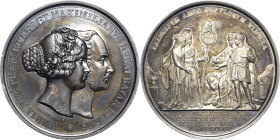 Brandenburg-Preußen
Friedrich Wilhelm IV. 1840-1861 Silbermedaille 1842 (König) Auf die Ehe zwischen Marie von Preußen mit Maximilian von Bayern. Bei...