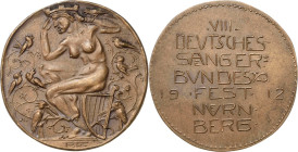 Nürnberg
 Bronzemedaille 1912 (F. Pöhlmann) 8. Deutsche Sängerbundesfest zu Nürnberg. Sitzende Frauengestalt mit Mauerkrone und Lyra, umher singende ...