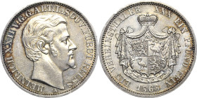 Reuss-Ältere Linie - Obergreiz
Heinrich XXII. 1859-1902 Taler 1868, A-Berlin AKS 15 Jaeger 50 Kahnt 402 Davenport 799 Auflagenhöhe: Nur 7100 Exemplar...