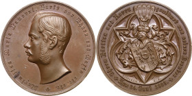 Thurn und Taxis
Maximilian Maria Lamoral 1862-1885 Bronzemedaille 1883 (S. Drentwett) Zu seinem 21. Geburtstag, gewidmet von seinen Beamten. Kopf nac...