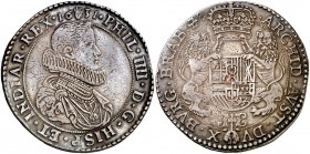 1631. Felipe IV. Amberes. 1 ducatón. (Vti. 1156) (Vanhoudt 640.AN). 32,12 g. Preciosa pátina. Buen ejemplar. Ex Colección Rocaberti, Áureo 19/05/1992,...
