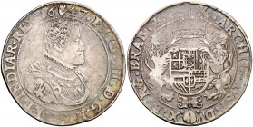 1647. Felipe IV. Amberes. 1 ducatón. (Vti. 1335) (Vanhoudt 642.AN). 32,04 g. Pátina. MBC.