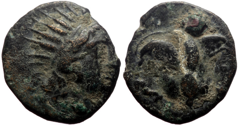 Islands off Caria, Rhodos, Rhodes AE (Bronze, 1.44g, 13mm) ca 200-190(?) BC. 
Ob...