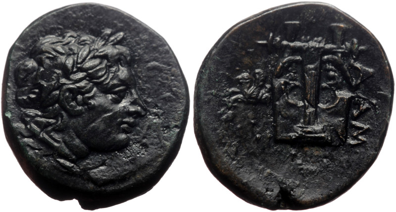 Mysia, Lampsakos AE (Bronze, 8.13g, 22mm) ca. 2nd-1st century BC.
Obv.: Laureate...