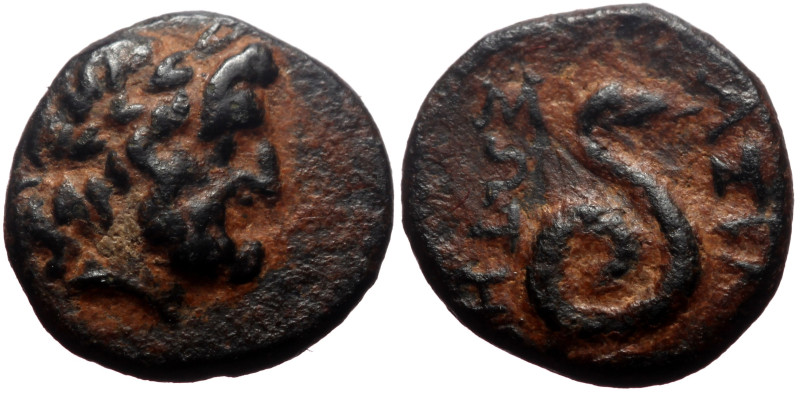 Mysia, Pergamon AE (Bronze, 0.96g, 10mm) unidentified issue