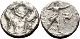 *Never recorded by acsearch*
Pamphylia, Aspendos AR stater (Silver, 10.19g, 20mm) ca 330/25-300/250 BC. 
Obv: Two wrestlers grappling; ΠO between 
Rev...