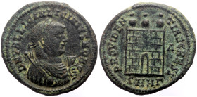 Licinius II (Caesar, 317-324) AE (Bronze, 2.94g, 19mm) Heraclea
D N VAL LICIN LICINIVS NOB C, laureate and draped bust right, holding globe, mappa an...