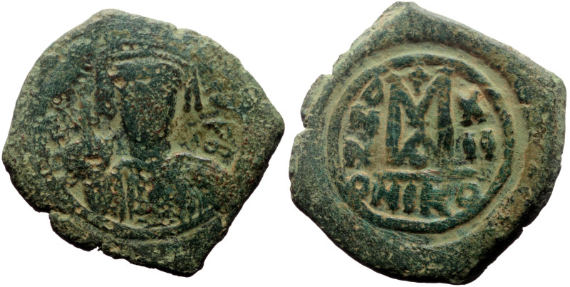 *Just 2 specimens recorded by acsearch*
Maurice Tiberius (582-602) AE Follis (Br...