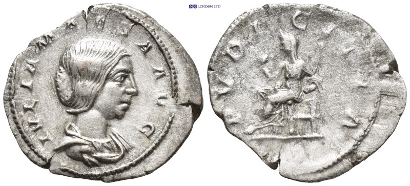 Julia Maesa. Augusta AD 218-224. Rome Denarius. (2.65 Gr. 20mm.)
Draped bust to ...