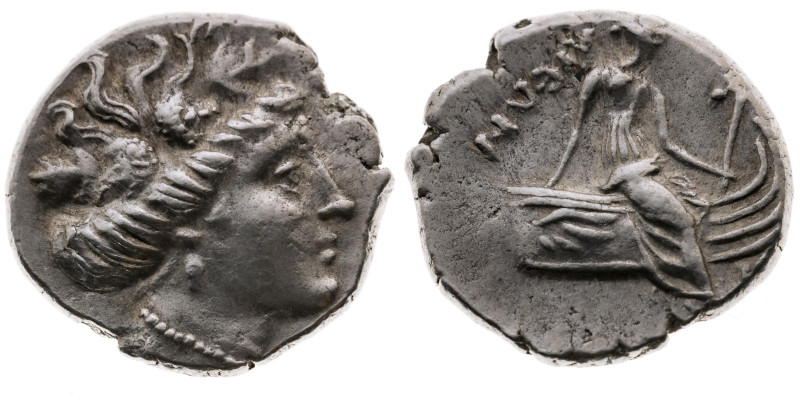 Euboia 
Histiaia
Tetrobol
um 196-146 v.Chr

Vs: Kopf der Nymphe Histiaia n....