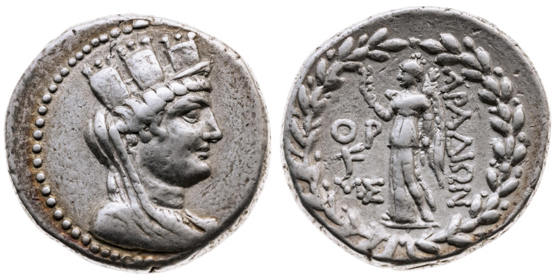 Phönizien 
Arados
Tetradrachme
170 (90/89 v.Chr.)
Arados

Vs: Brustbild de...