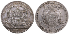Bamberg 
Bistum. Christoph Franz von Buseck, 1795-1802
Konventionstaler
1800
Nürnberg

Vs: Stadtansicht, darüber drei Zeilen Schrift in Girlande...