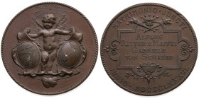 München 
Stadt
Bronze-Medaille
1886

auf die Hochzeit von Alfons Ritter von Maffei mit Gabriele von Schauß
Vs: Amor stehend von vorn mit den bei...