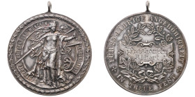 München 
Stadt
Tragbare Silber-Medaille
o. J. (um 1900)

des Deutschen Kriegerbundes München (gegr. 1872) für 25j. Mitgliedschaft
Vs: Germania s...