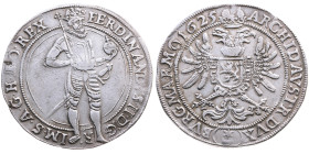 Habsburg 
Ferdinand II., 1619-1637
1/2 Taler
1625
Prag

Vs: Stehender Kaiser im Harnisch halbrechts mit Zepter und Reichsapfel, Umschrift
Rs: G...