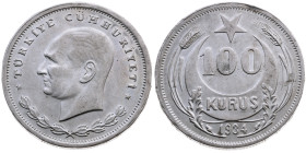 Türkei 
Republik, seit 1923
100 Kurush
1934

Vs: Kopf Atatürks n. l.
Rs: Wert in Halbmond und Ähren, Jahr

Material: Silber 830

Größe: 29.0...