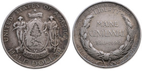 USA 
Bundesstaat, seit 1789
1/2 Dollar
1920

100 Jahre Bundesstaat Maine
Vs: Wappen, Umschrift
Rs: Drei Zeilen Schrift in Kranz, Umschrift

M...