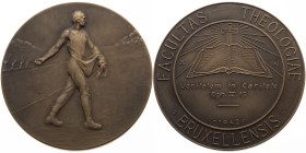 Belgien 
Brüssel
Stadt
Bronze-Verdienstmedaille
1942

der Theologischen Fakultät in Brüssel
Vs: Sämann schreitend n. r. auf seinem Feld
Rs: Au...